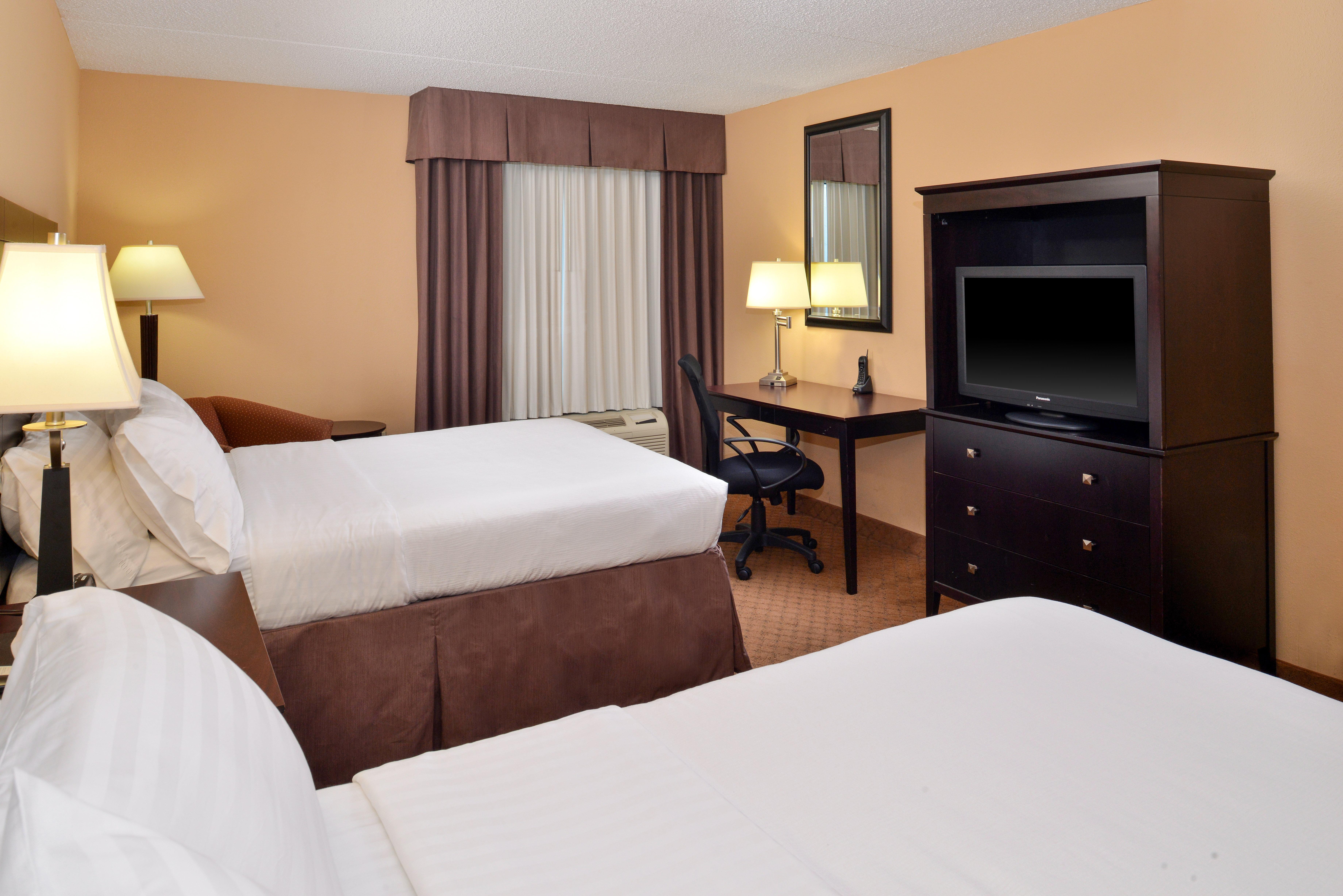 Holiday Inn Martinsburg By Ihg Bagian luar foto